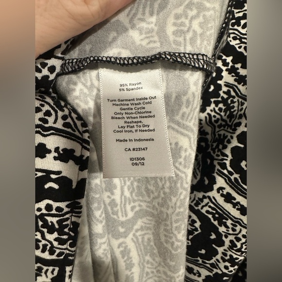 NWT Talbots Belted Black and White Dress Size Large Button Down V Neck Stretch - Picture 6 of 6